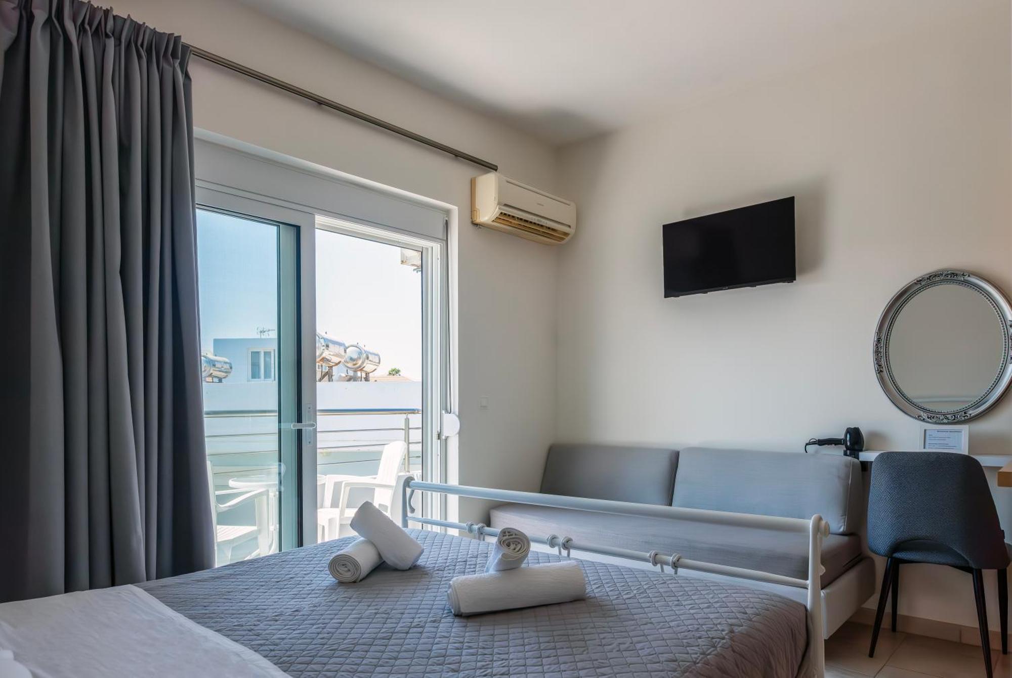 Economisa Apartments เอียลิซอส ภายนอก รูปภาพ